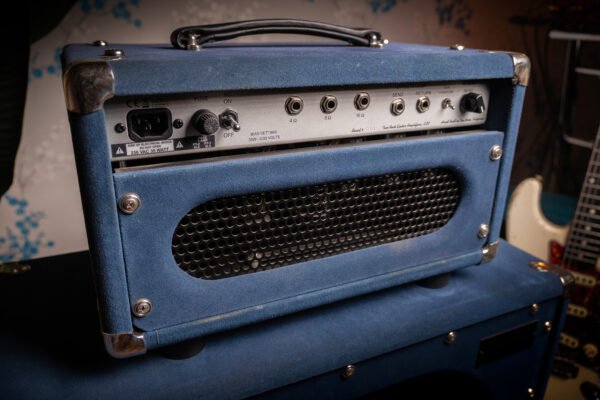 Two Rock Studio Signature + Pantalla 1x12 Denim Suede Private Collection