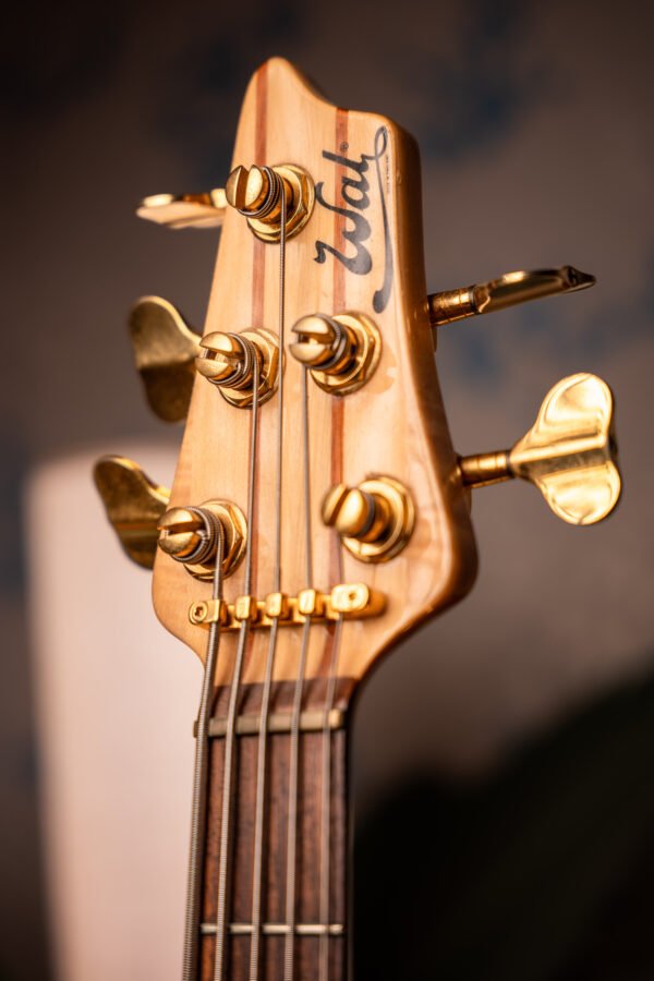 Wal Mk2 5 Strings 1994 Natural