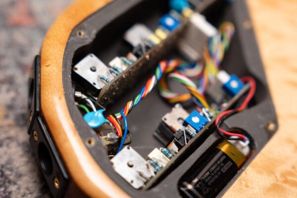 Wal Mk2 5 Strings 1994 Natural